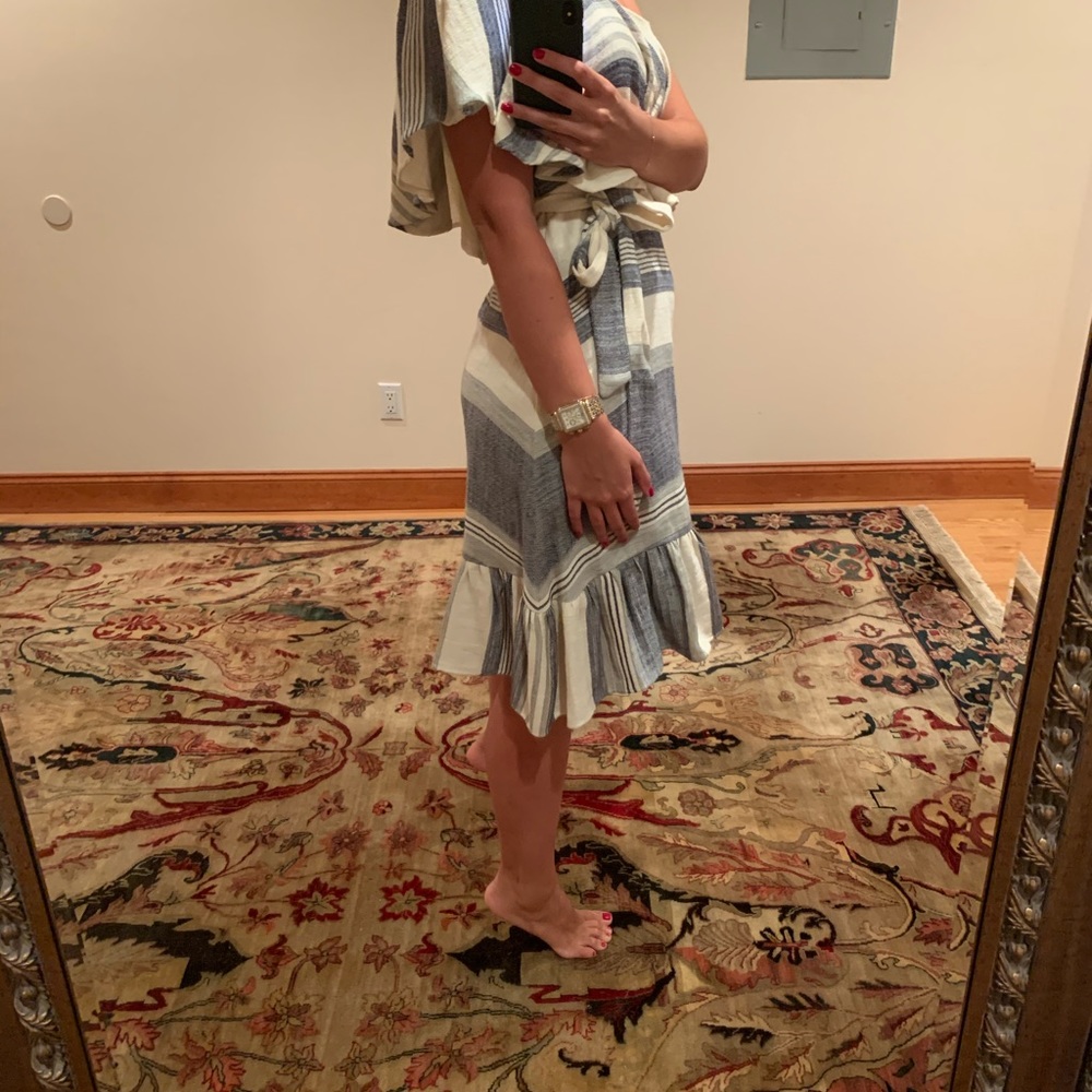 Paper Crown one shoulder dress size small